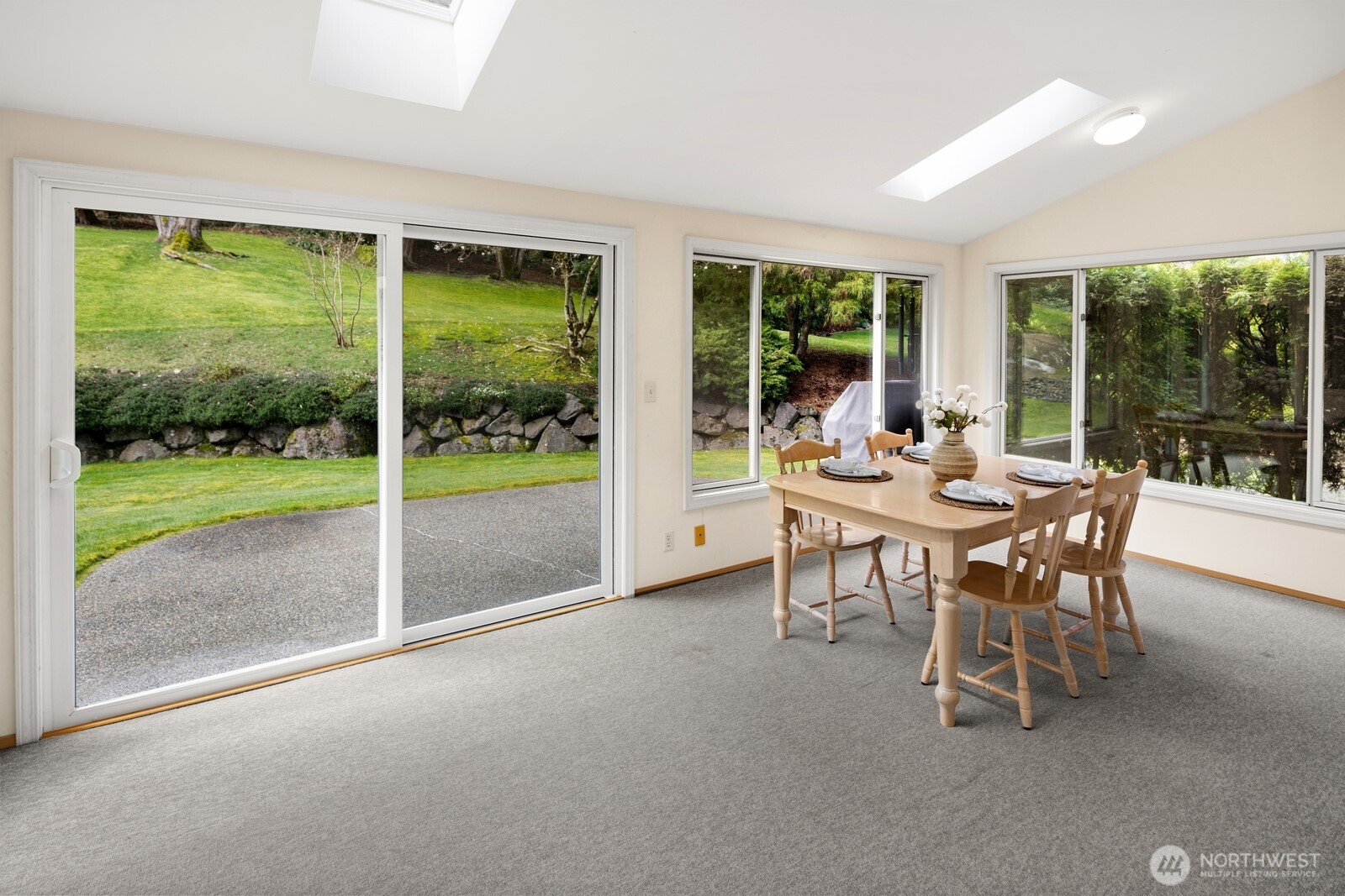 17421 190th Ave SE , Renton, WA 98058