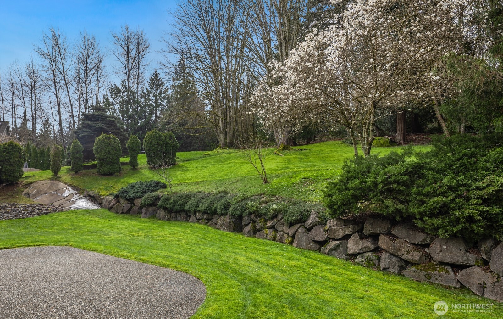 17421 190th Ave SE , Renton, WA 98058