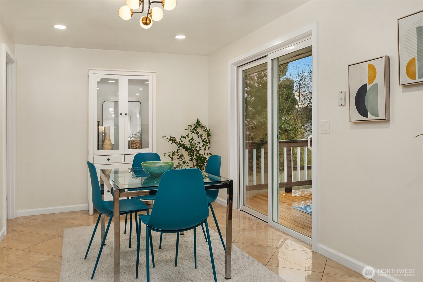 7039 39th Avenue NE, Seattle, WA 98115