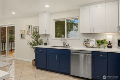 7039 39th Avenue NE, Seattle, WA 98115 - Photo 10