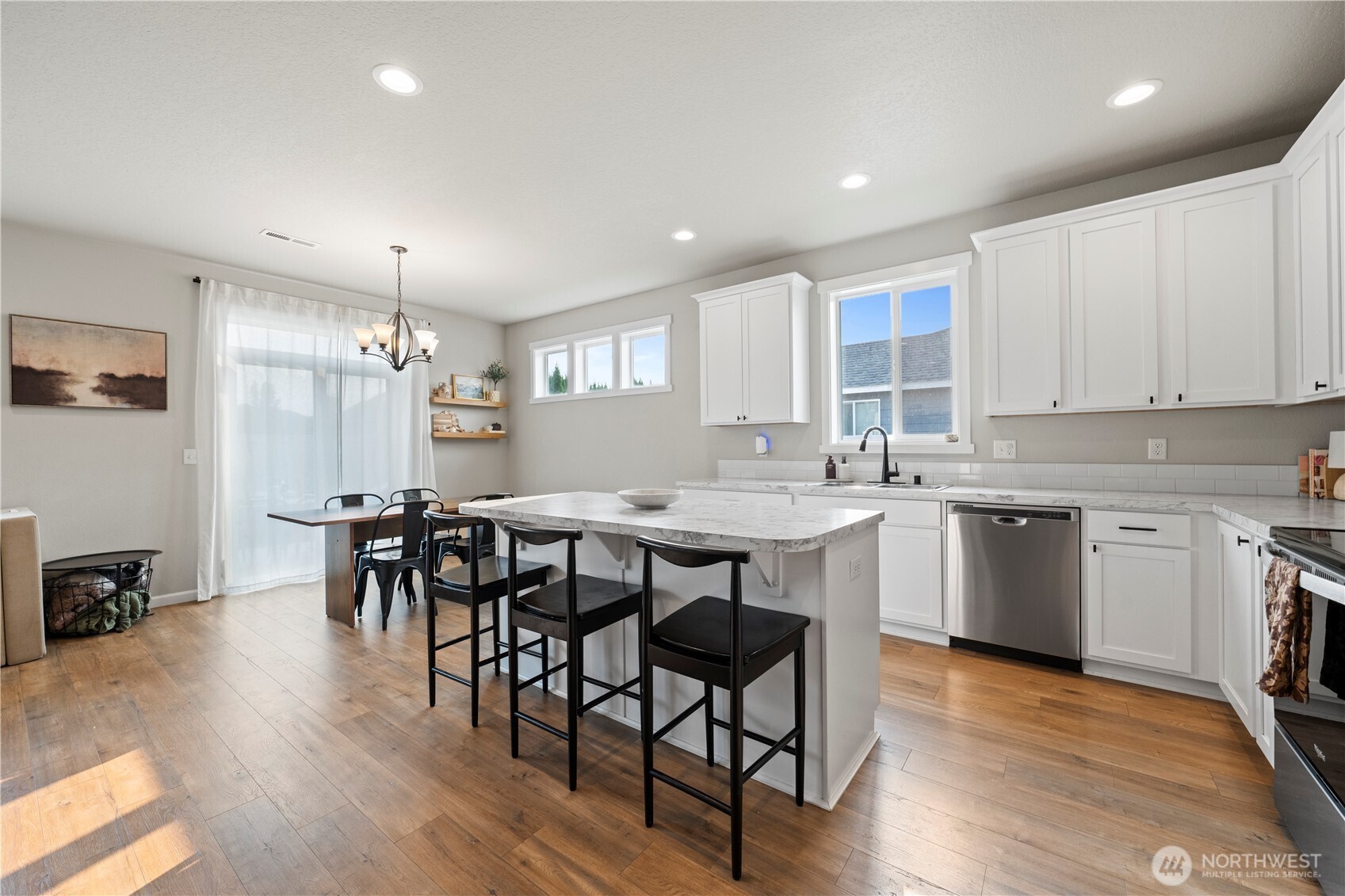 4721 W Owl Street , Moses Lake, WA 98837