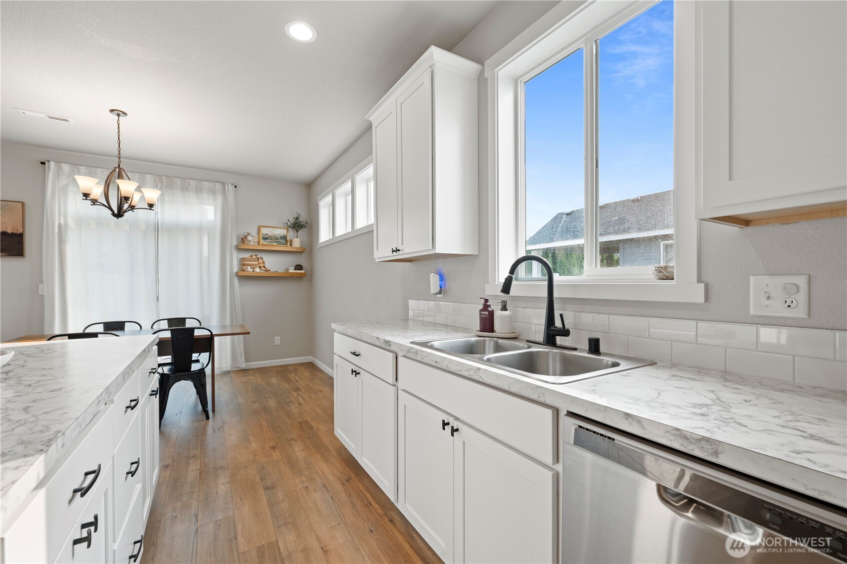 4721 W Owl Street , Moses Lake, WA 98837