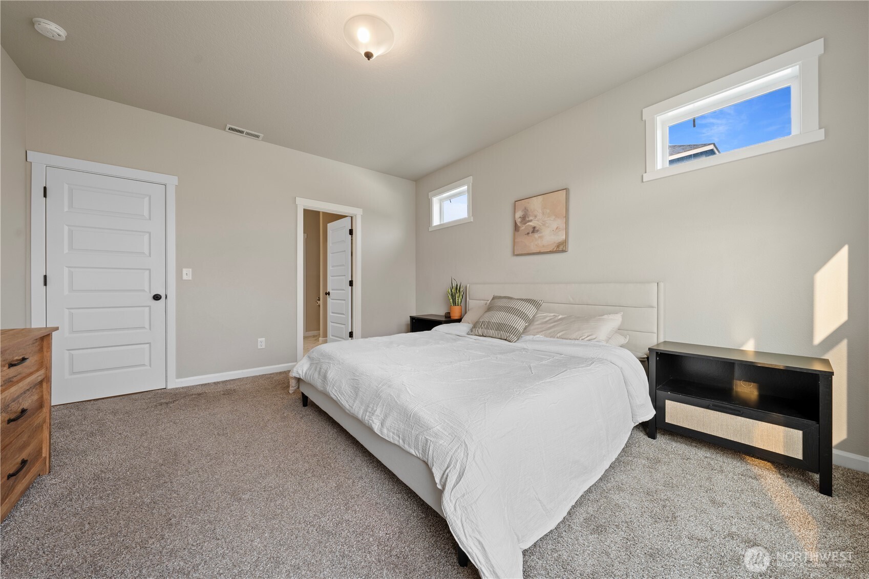 4721 W Owl Street , Moses Lake, WA 98837