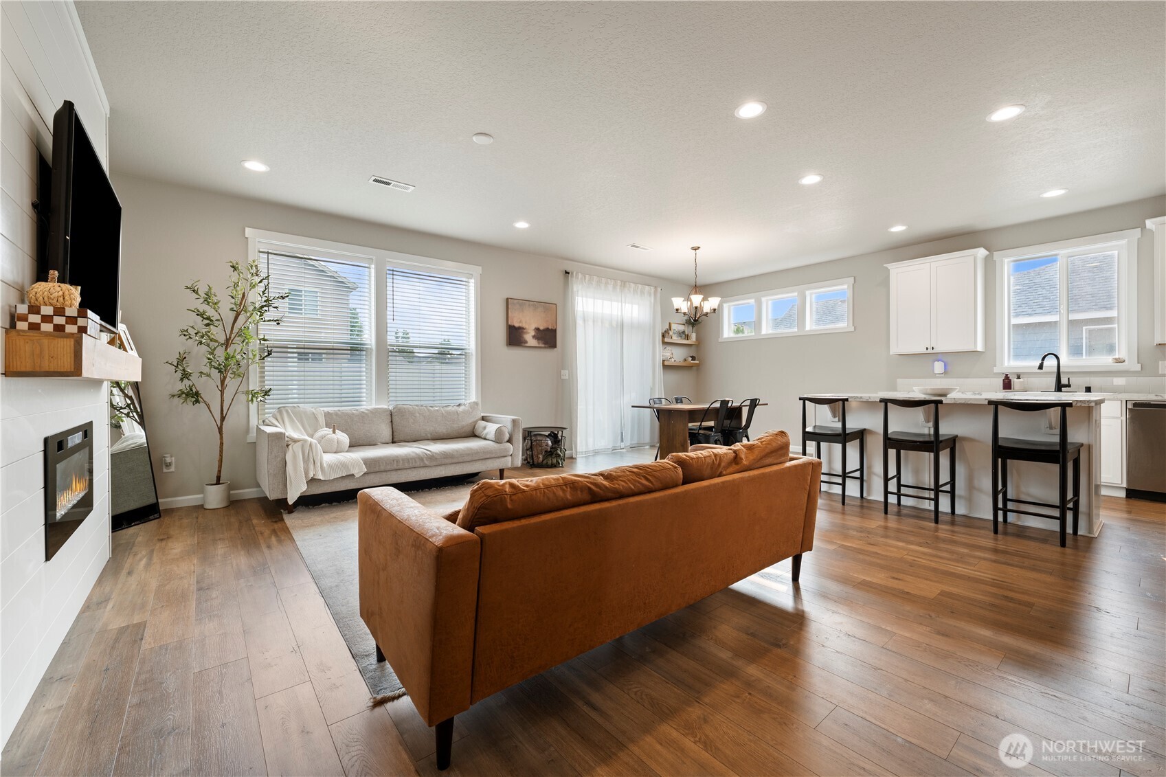4721 W Owl Street , Moses Lake, WA 98837