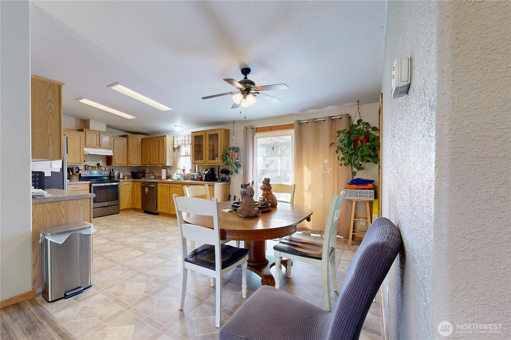 165 Harmon Street , Waitsburg, WA 99361