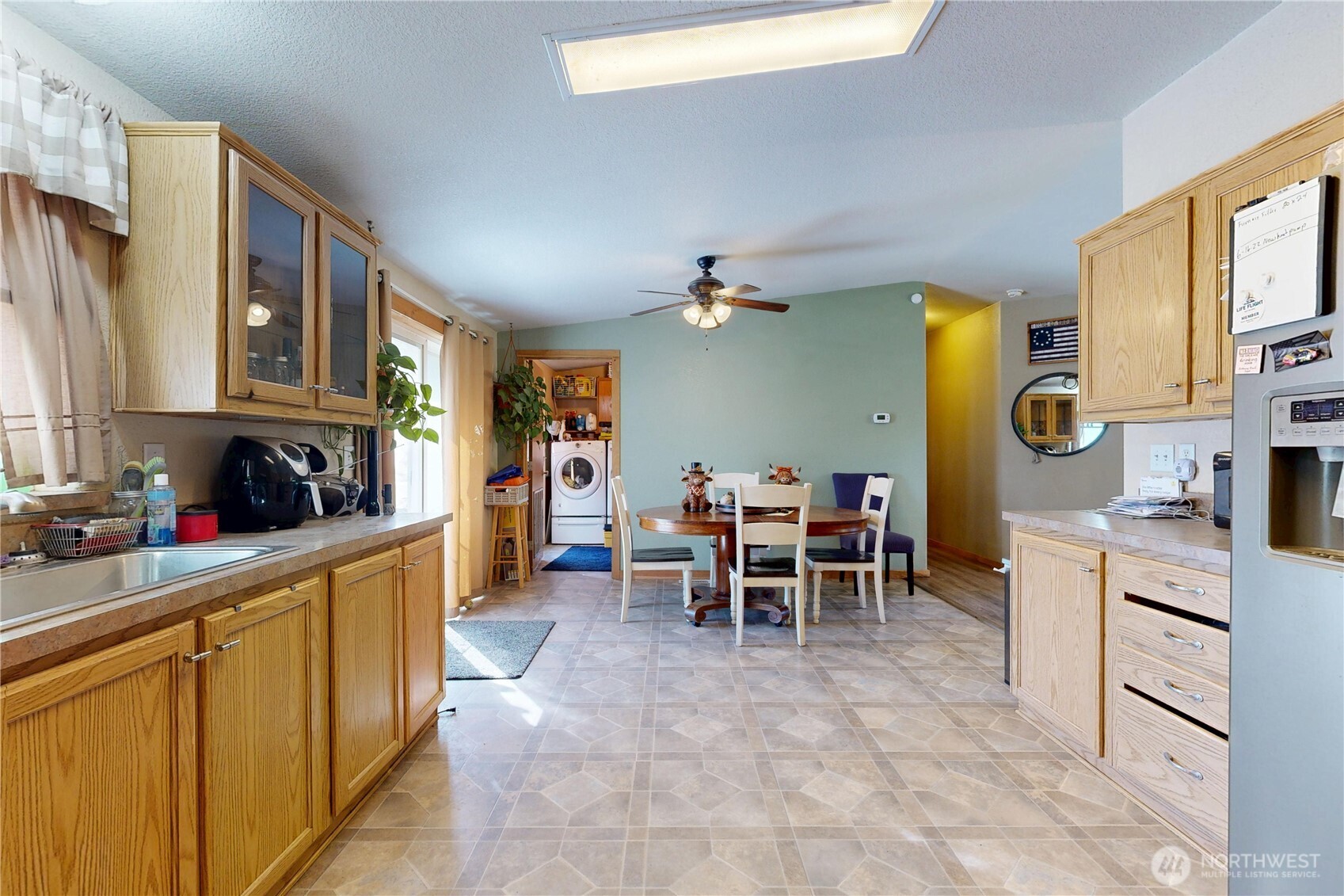 165 Harmon Street , Waitsburg, WA 99361