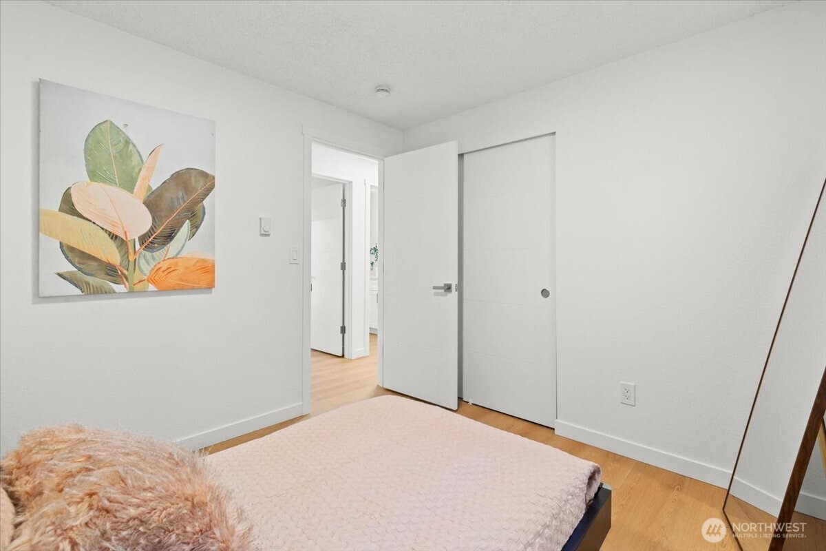 7640 Mesplay Avenue SE, Lacey, WA 98503-1810