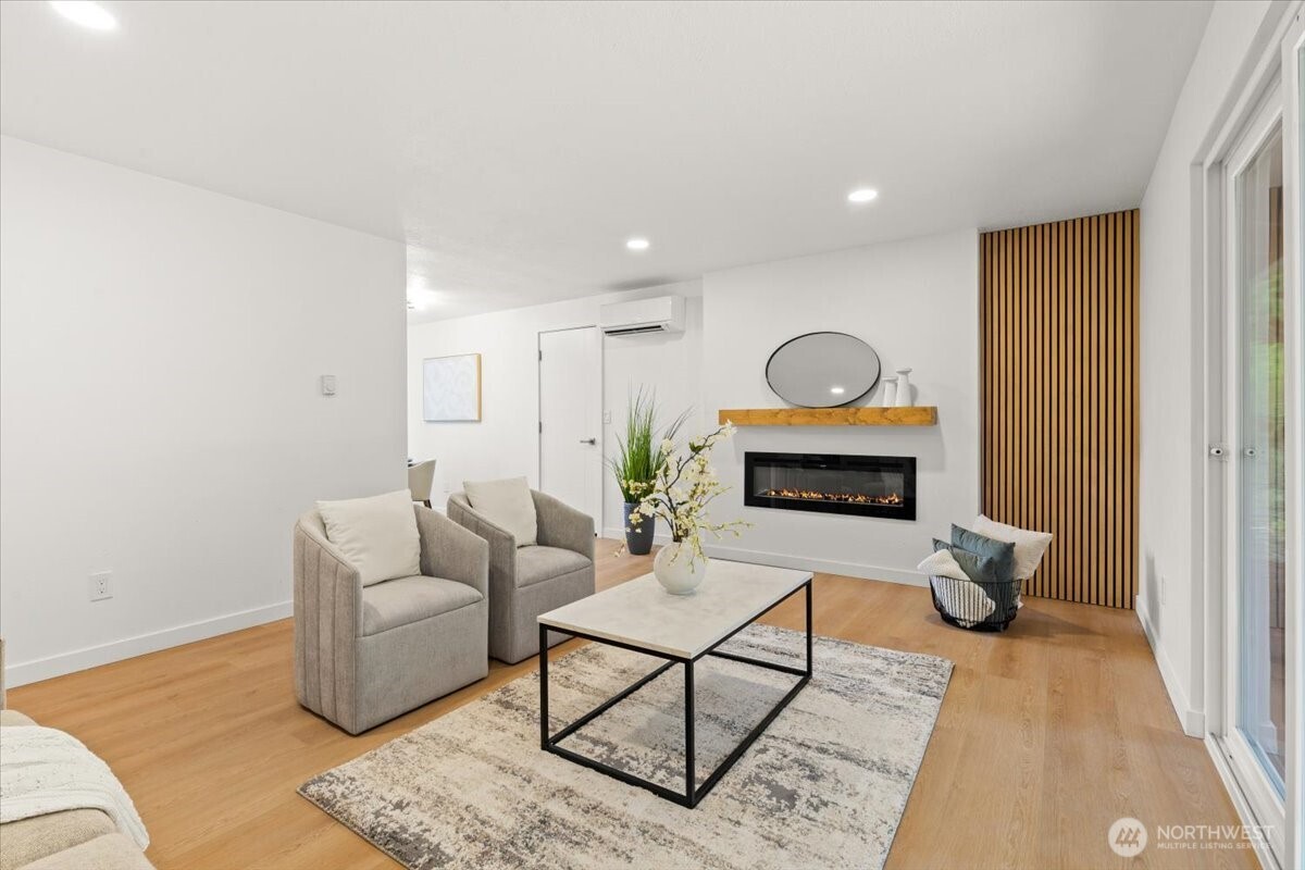 7640 Mesplay Avenue SE, Lacey, WA 98503-1810