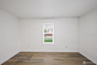 11019 NE 104TH Street , Kirkland, WA 98033-4779 - Photo 12