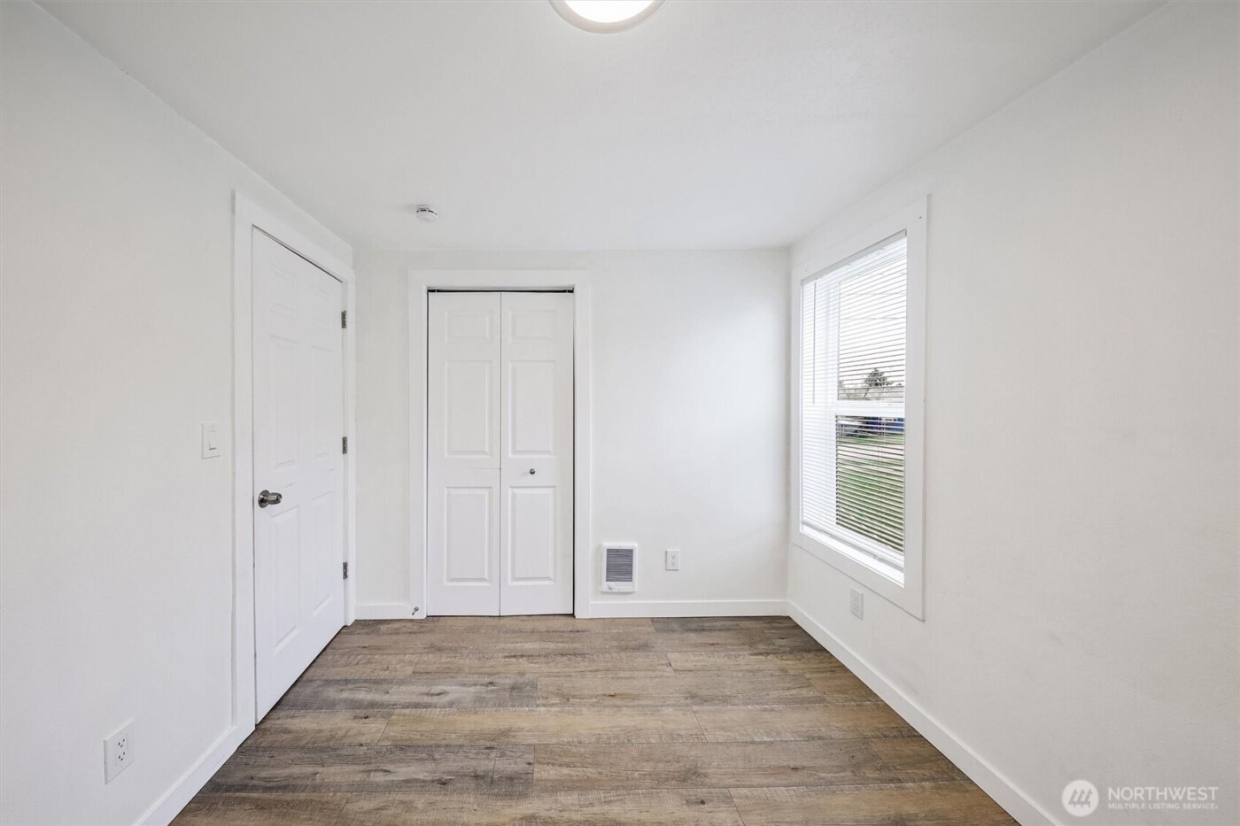 11019 NE 104TH Street , Kirkland, WA 98033-4779