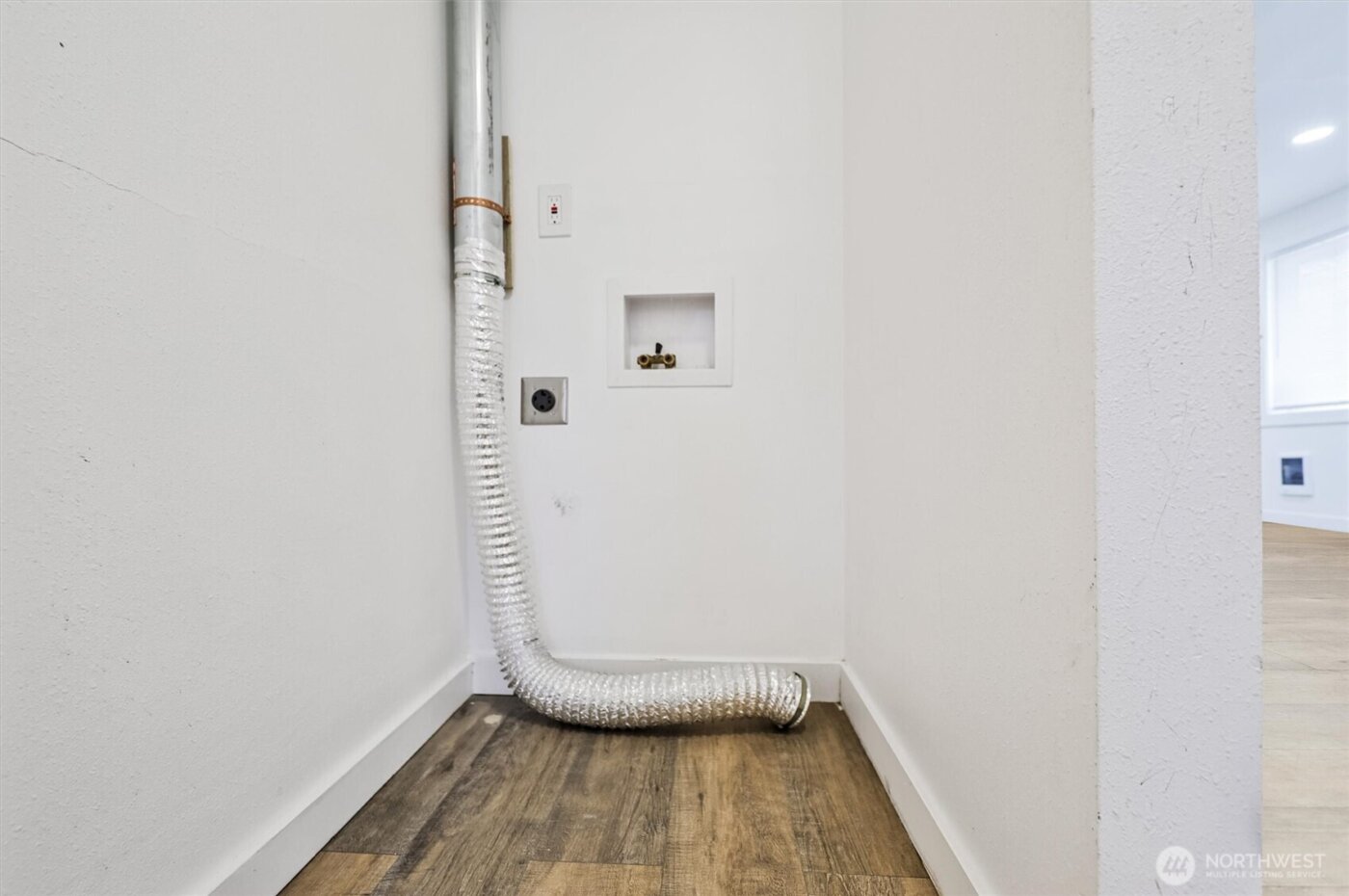 11019 NE 104TH Street , Kirkland, WA 98033-4779