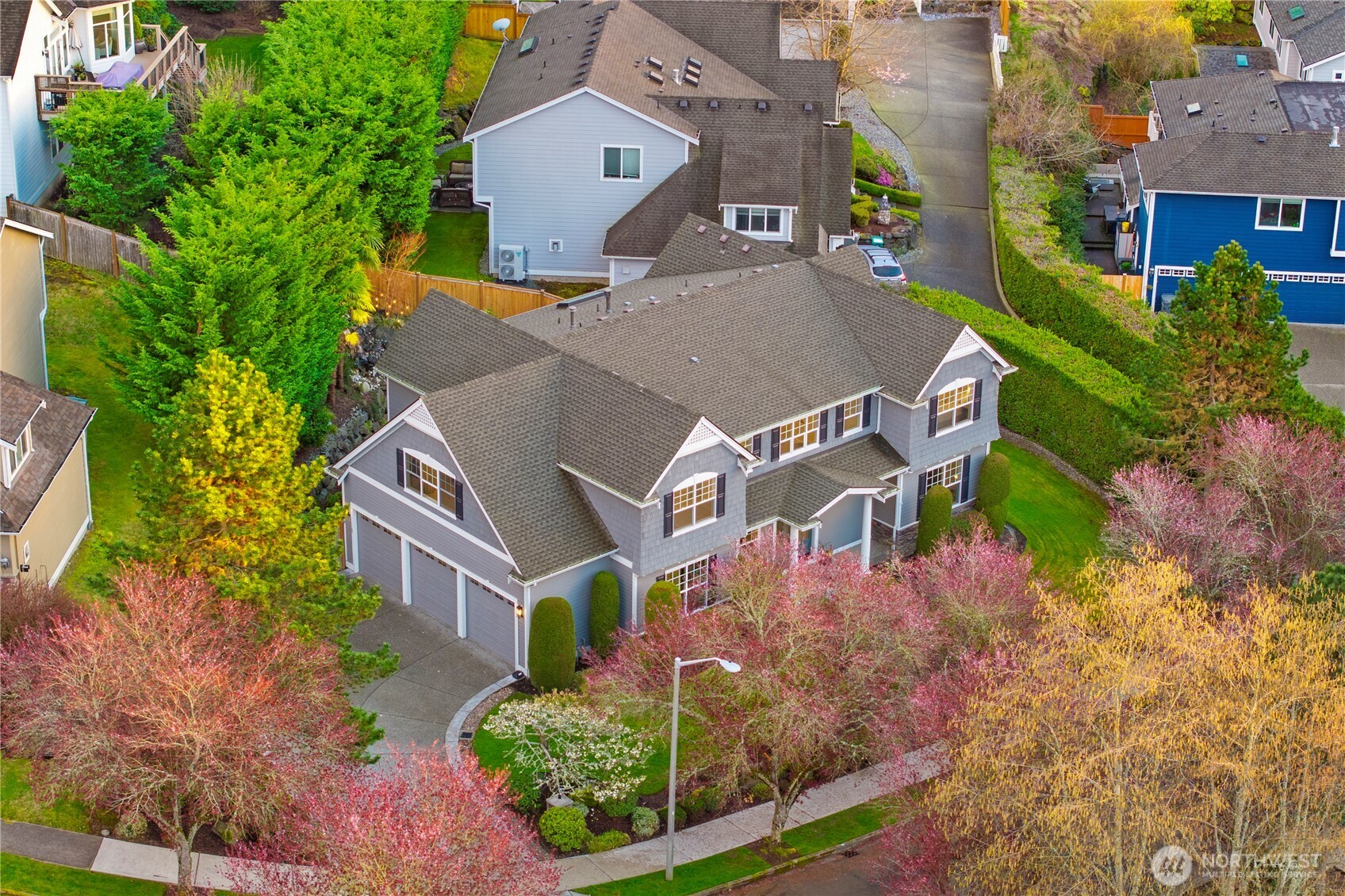 11019 NE 104TH Street , Kirkland, WA 98033-4779