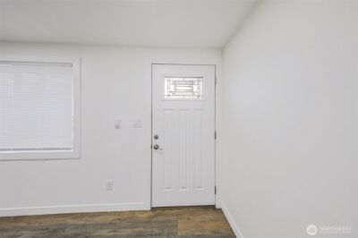 11019 NE 104TH Street , Kirkland, WA 98033-4779 - Photo 4