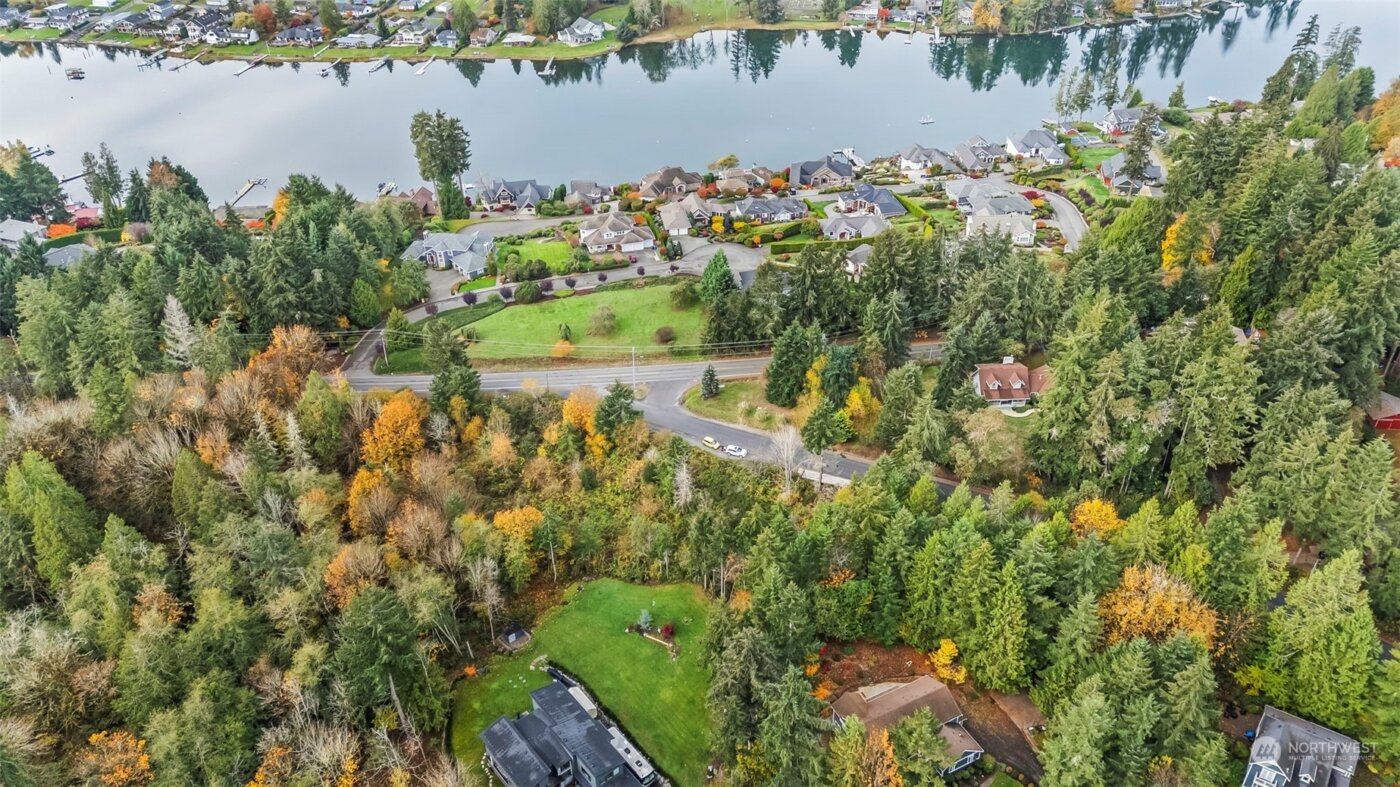 3838 Lake Washington Boulevard SE #B-5, Bellevue, WA 98006