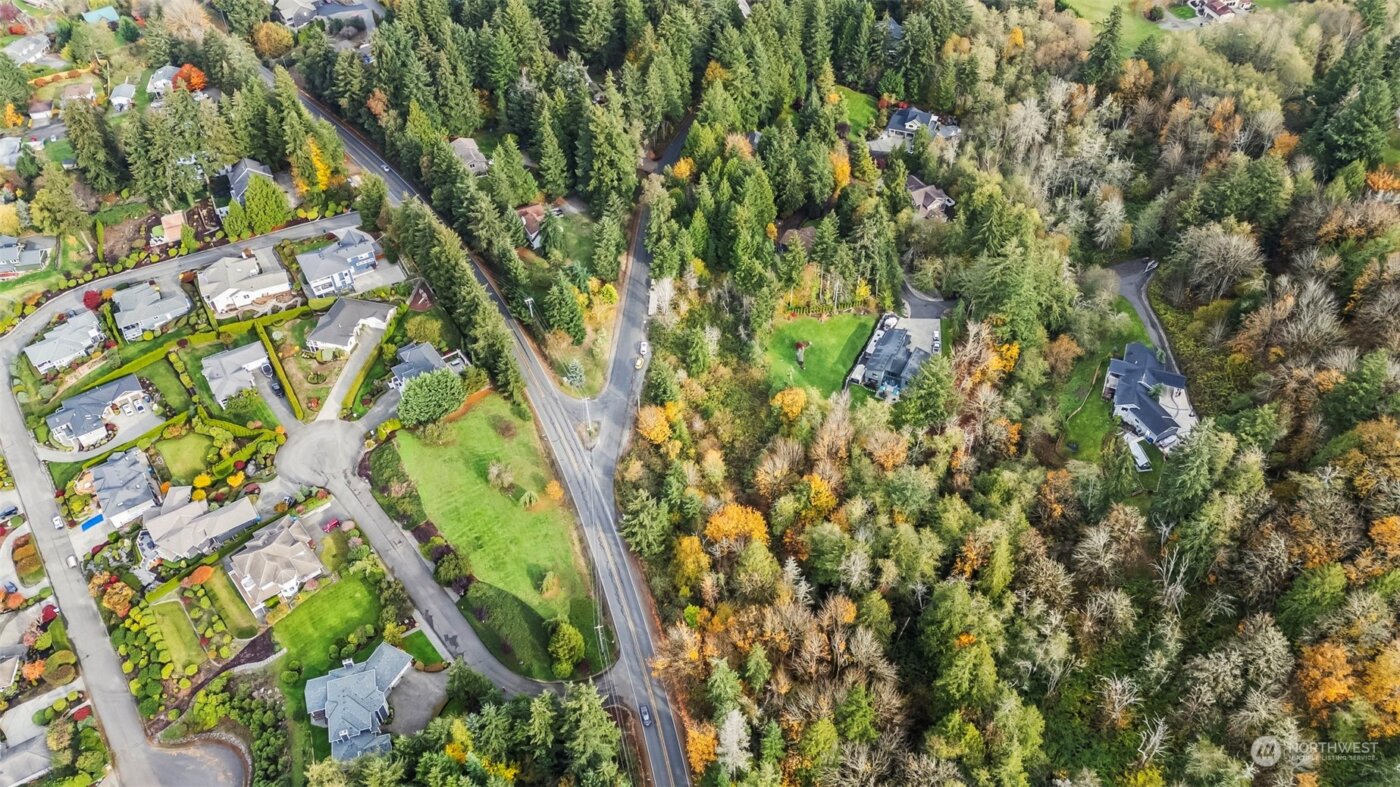 3838 Lake Washington Boulevard SE #B-5, Bellevue, WA 98006