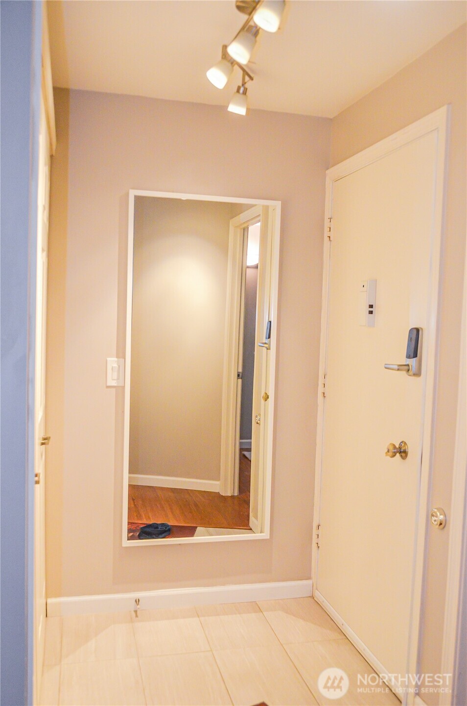 3838 Lake Washington Boulevard SE #B-5, Bellevue, WA 98006