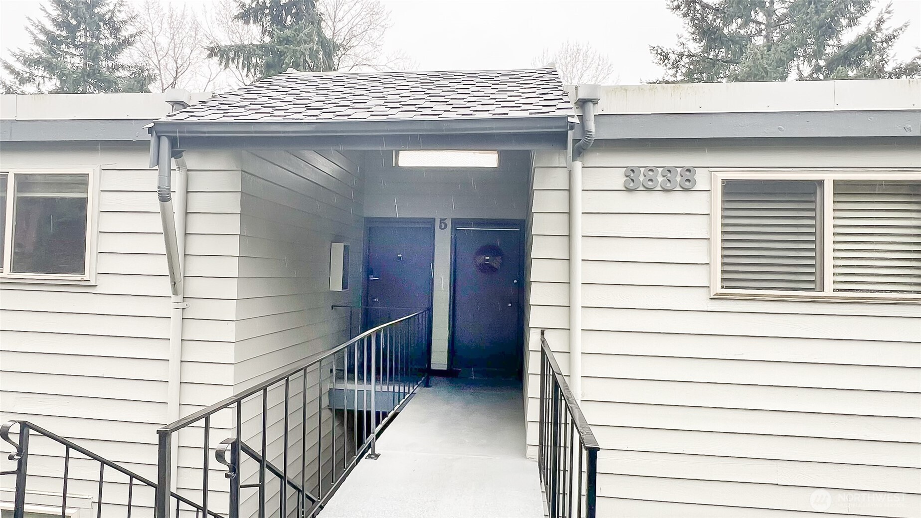 3838 Lake Washington Boulevard SE #B-5, Bellevue, WA 98006