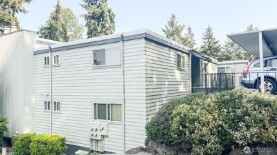3838 Lake Washington Boulevard SE #B-5, Bellevue, WA 98006 - Photo 3