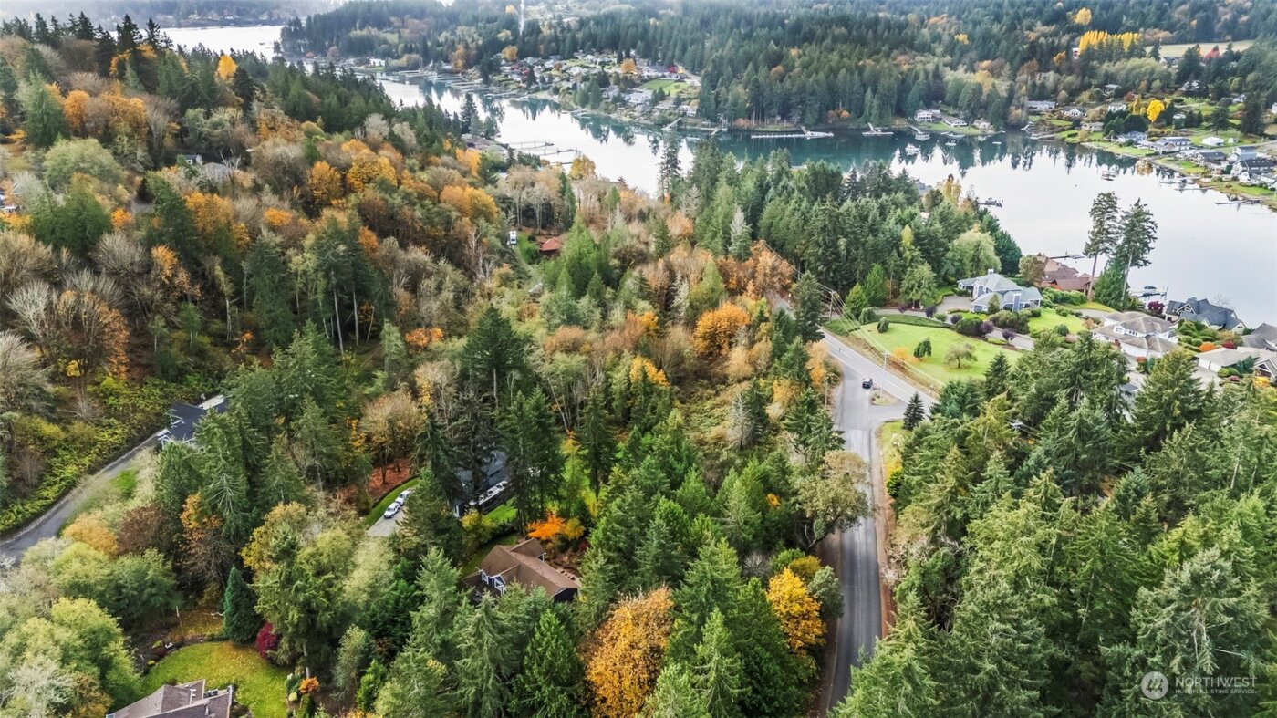 3838 Lake Washington Boulevard SE #B-5, Bellevue, WA 98006