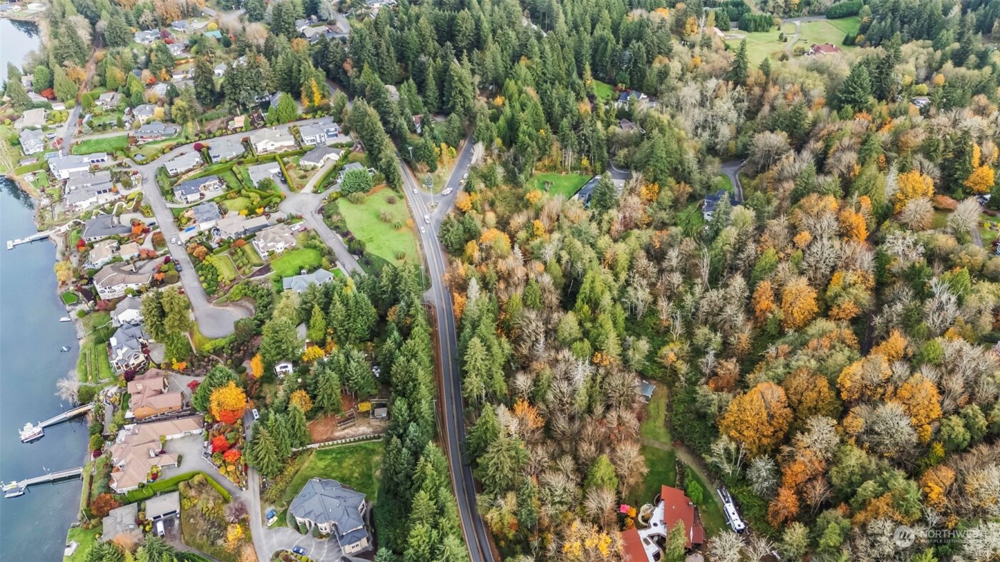 3838 Lake Washington Boulevard SE #B-5, Bellevue, WA 98006