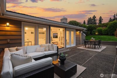 9642 Hilltop Road , Bellevue, WA 98004 - Photo 15