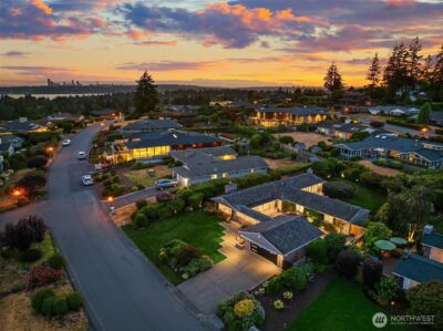 9642 Hilltop Road , Bellevue, WA 98004 - Photo 29