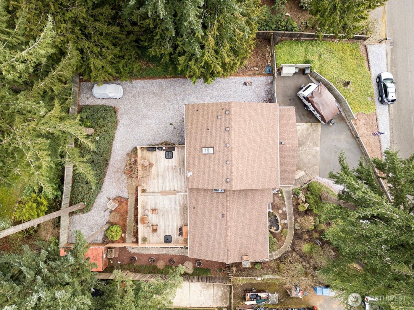 9642 Hilltop Road , Bellevue, WA 98004