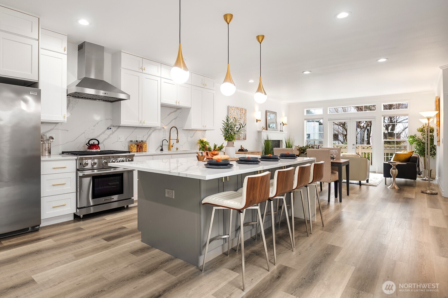 11870 SE 5th Street , Bellevue, WA 98005