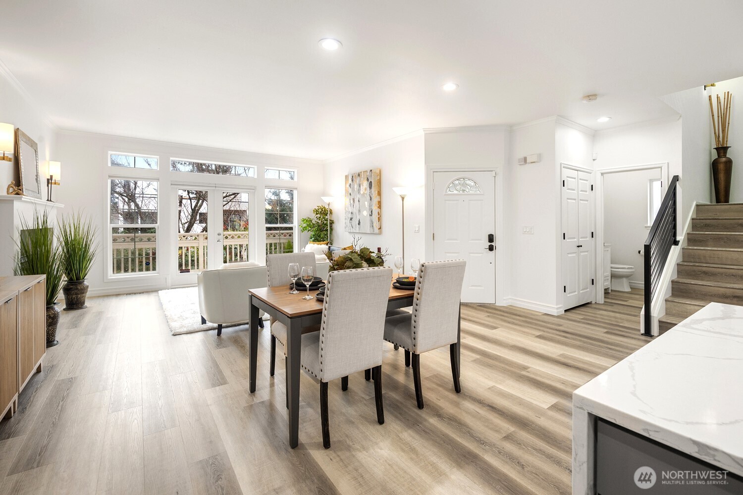 11870 SE 5th Street , Bellevue, WA 98005