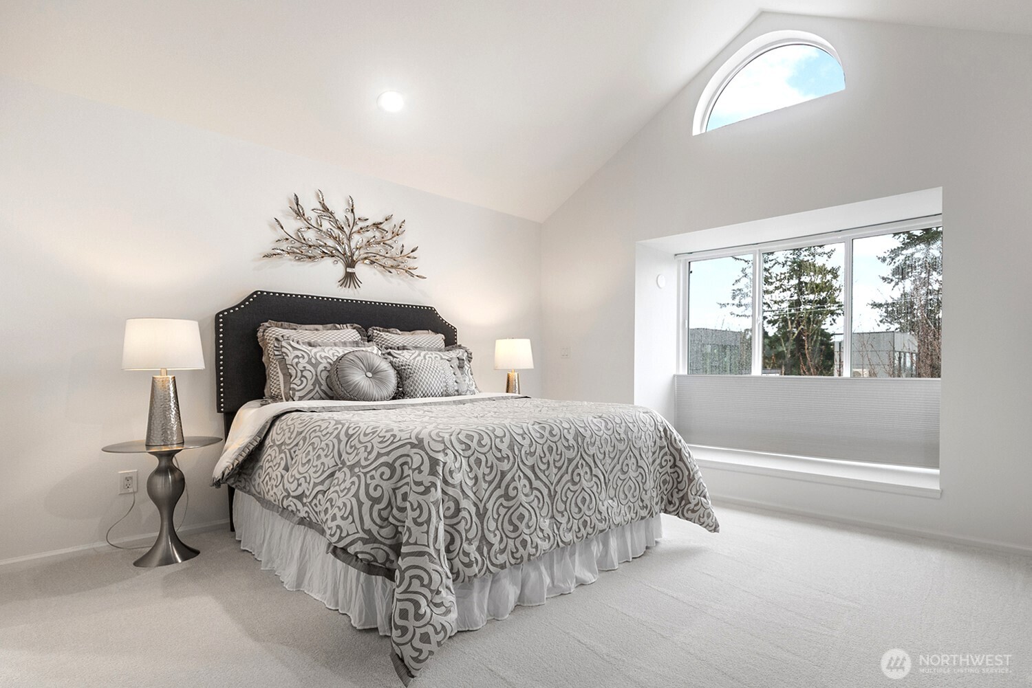 11870 SE 5th Street , Bellevue, WA 98005