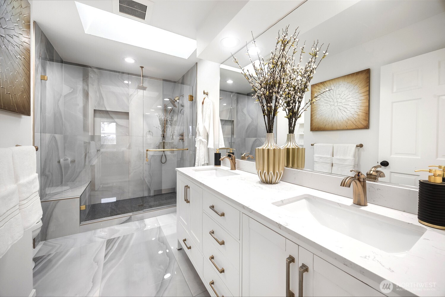 11870 SE 5th Street , Bellevue, WA 98005