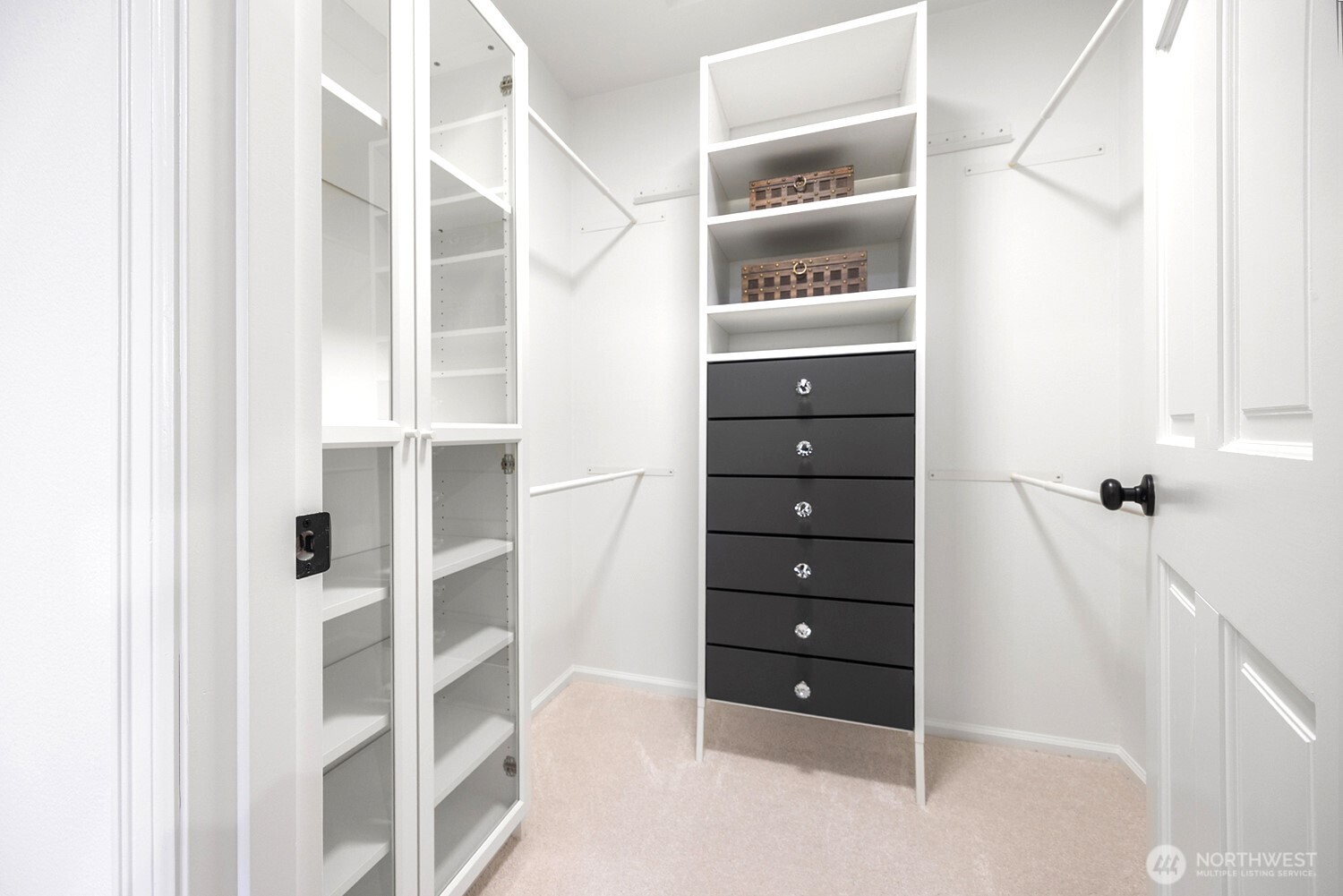 11870 SE 5th Street , Bellevue, WA 98005