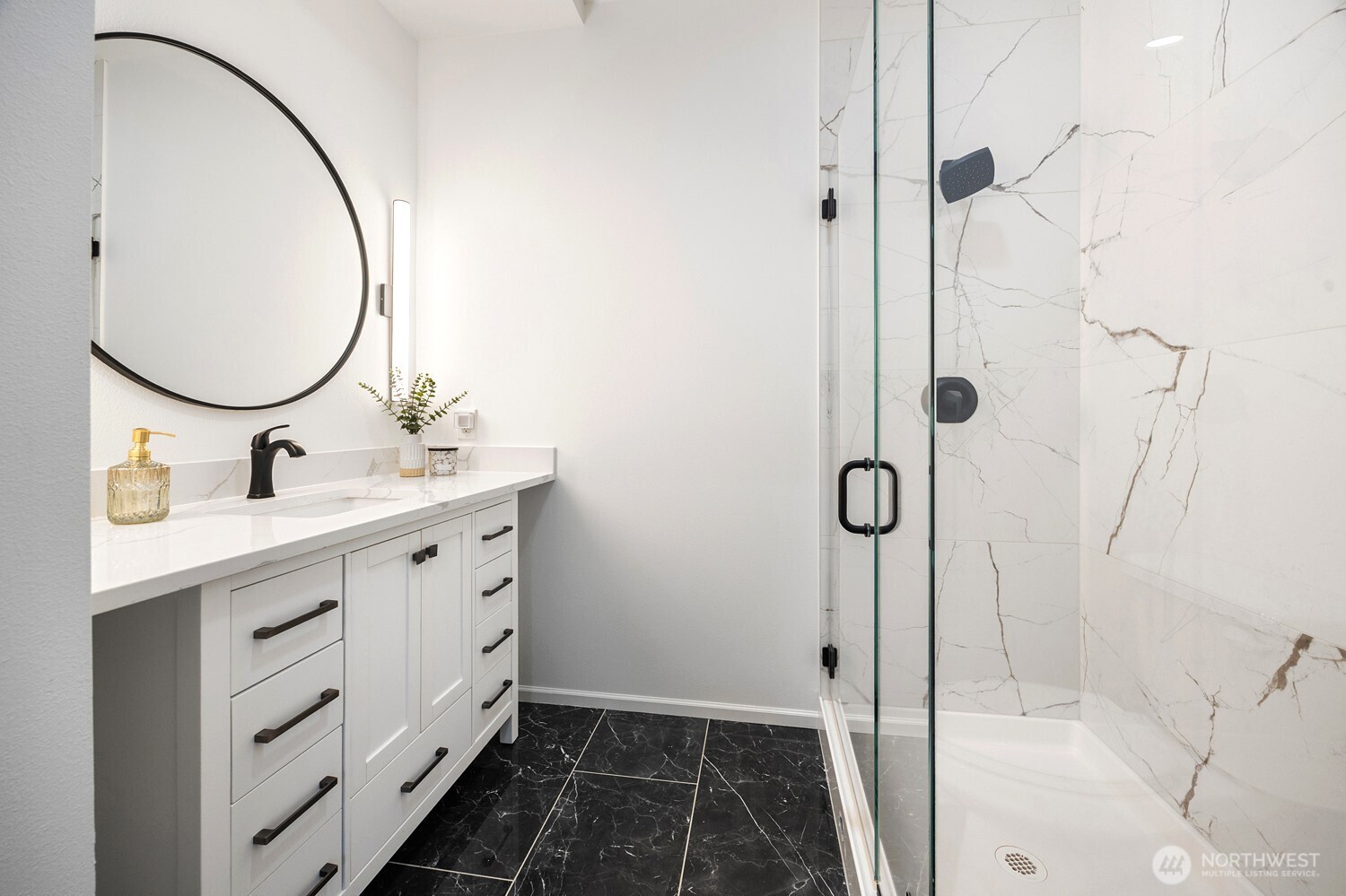 11870 SE 5th Street , Bellevue, WA 98005