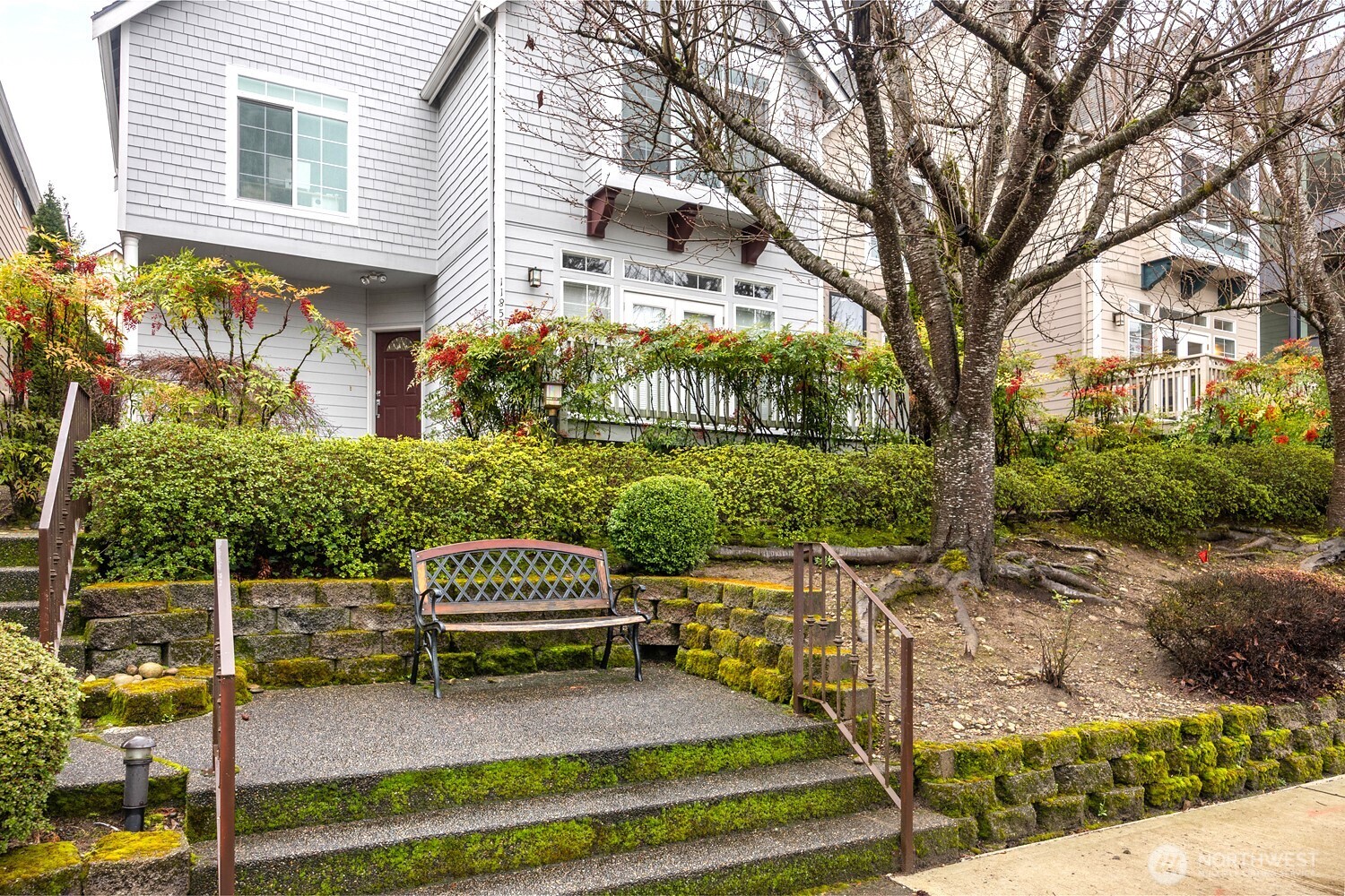 11870 SE 5th Street , Bellevue, WA 98005