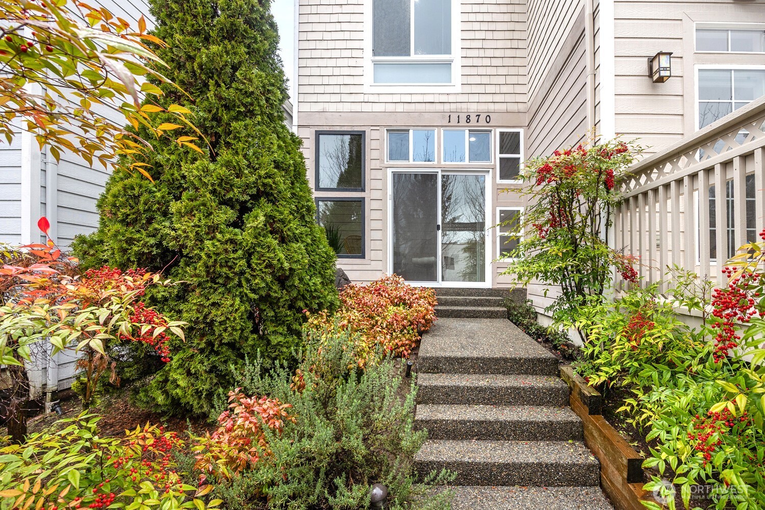 11870 SE 5th Street , Bellevue, WA 98005