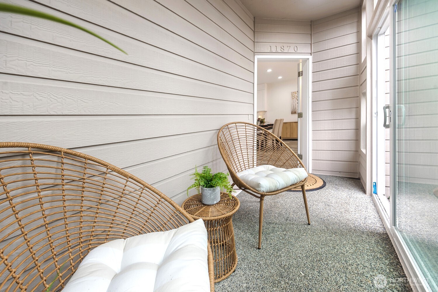 11870 SE 5th Street , Bellevue, WA 98005