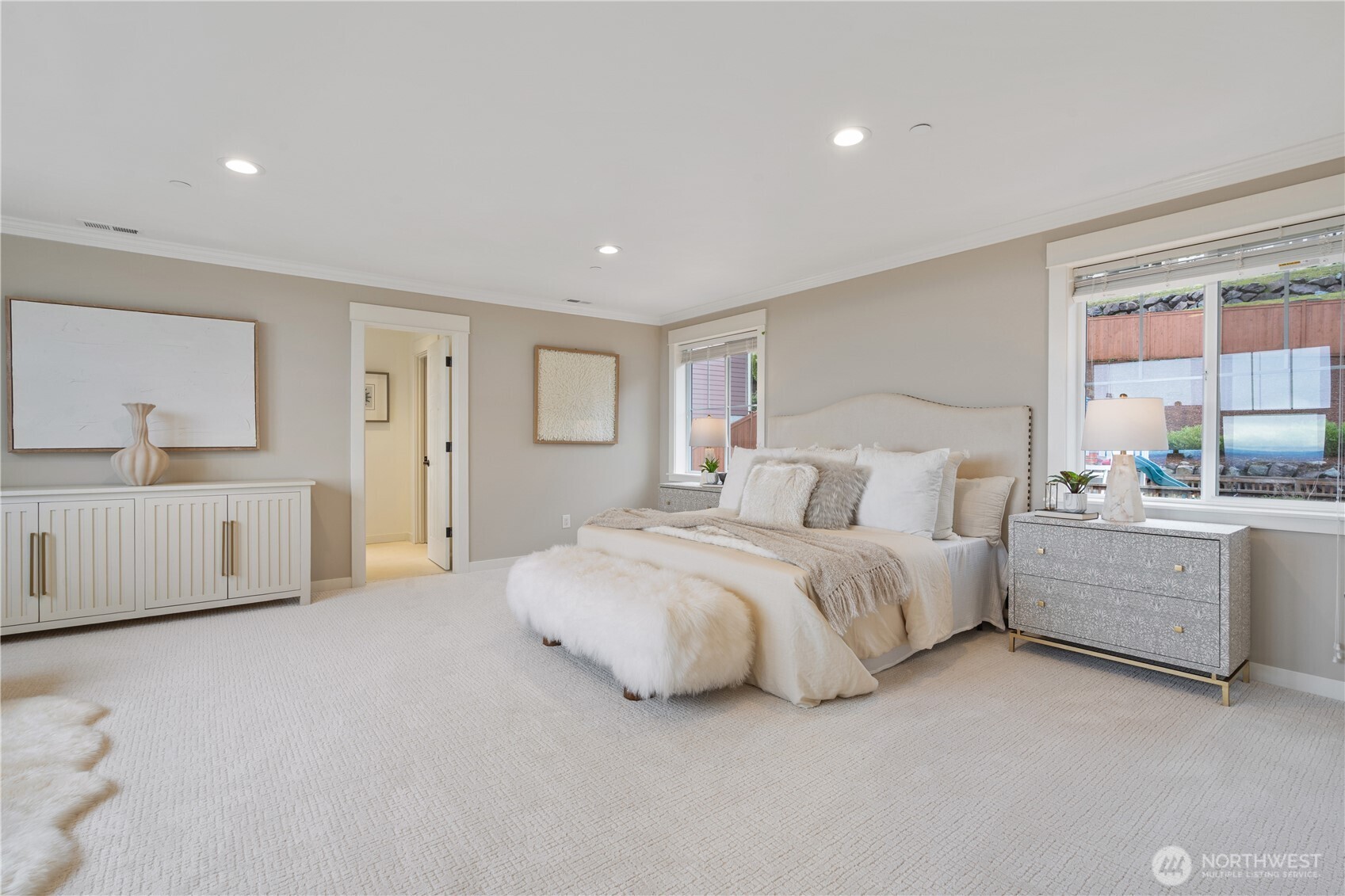 7188 169th Ave SE, Bellevue, WA 98006