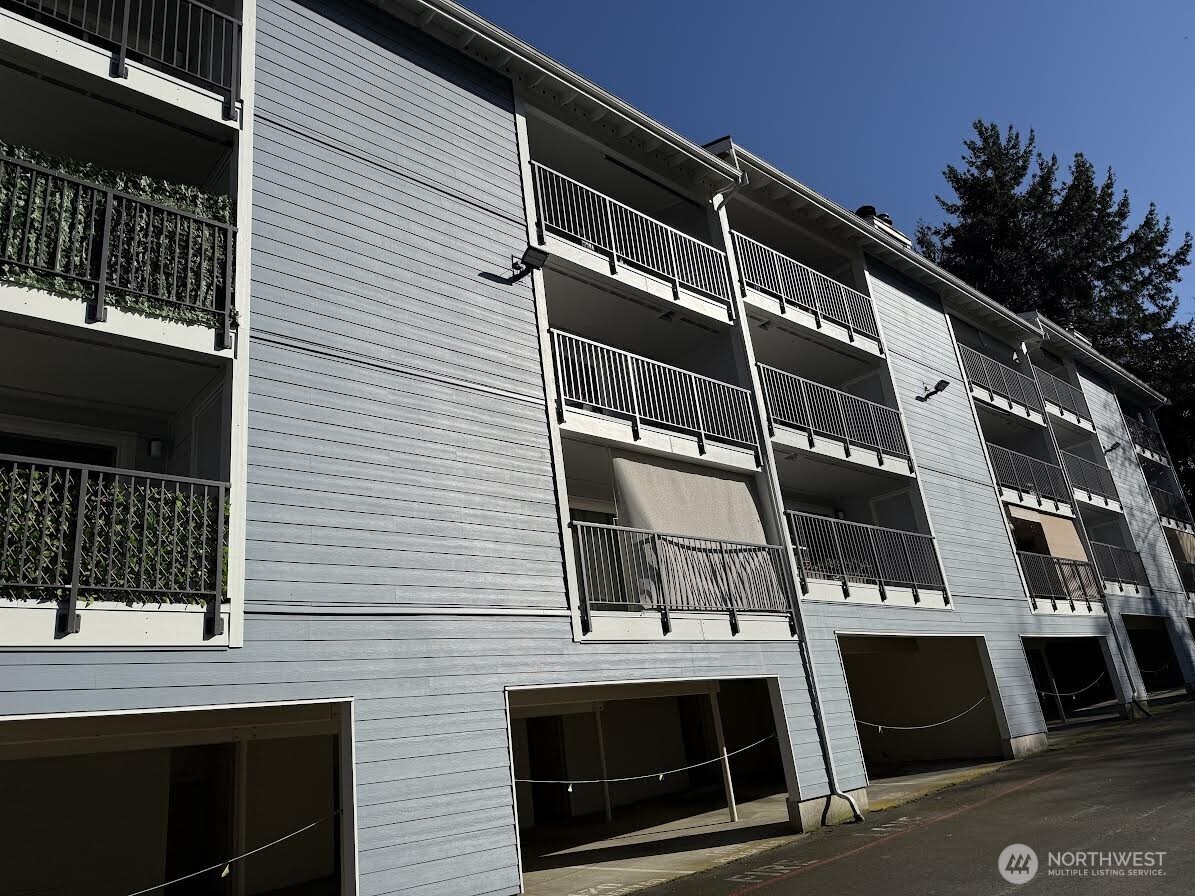 2411 S 248th Street #D24, Kent, WA 98032