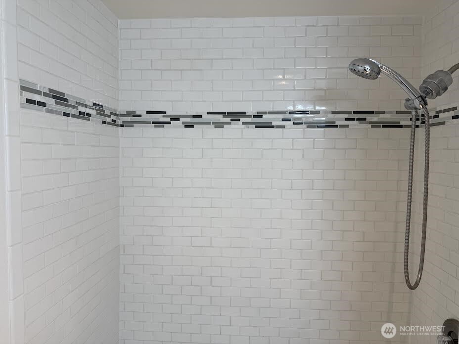 2411 S 248th Street #D24, Kent, WA 98032