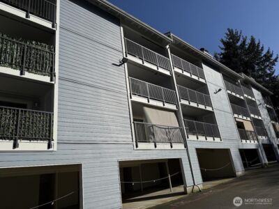 2411 S 248th Street #D24, Kent, WA 98032 - Photo 2