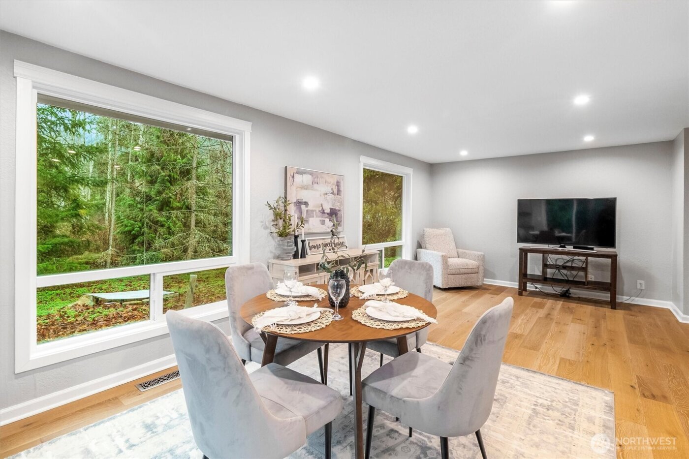 5511 104th Avenue NE, Kirkland, WA 98033-7408