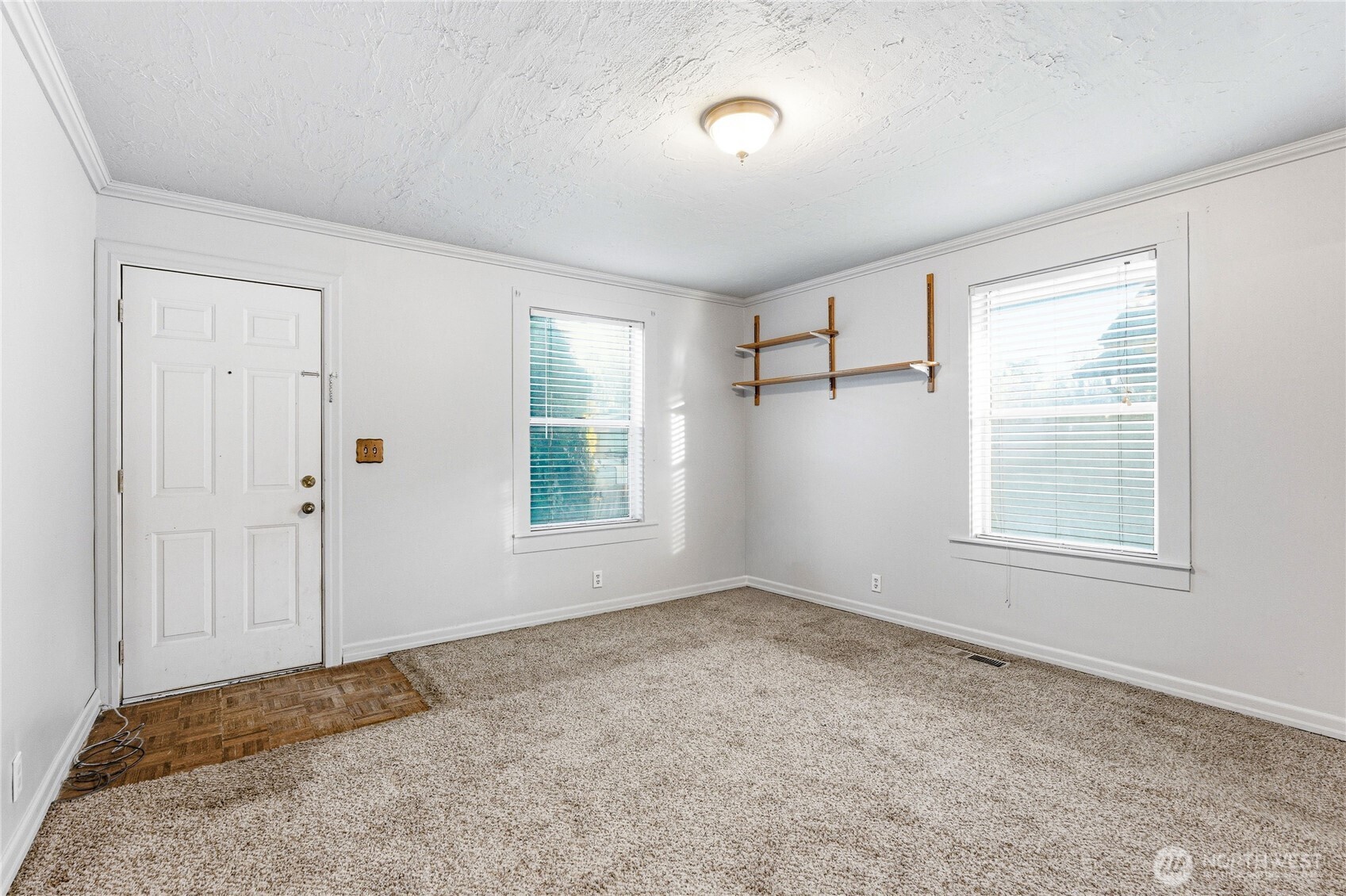 8434 34th Avenue S, Seattle, WA 98118