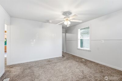 8434 34th Avenue S, Seattle, WA 98118 - Photo 3