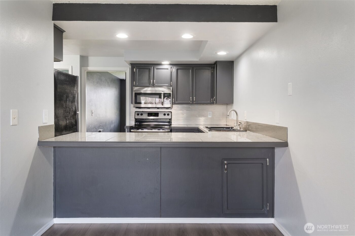 6904 NE 43rd Street #F, Vancouver, WA 98661