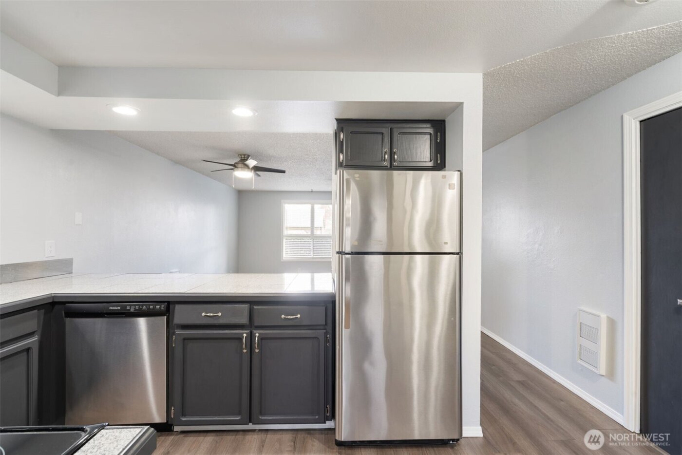 6904 NE 43rd Street #F, Vancouver, WA 98661