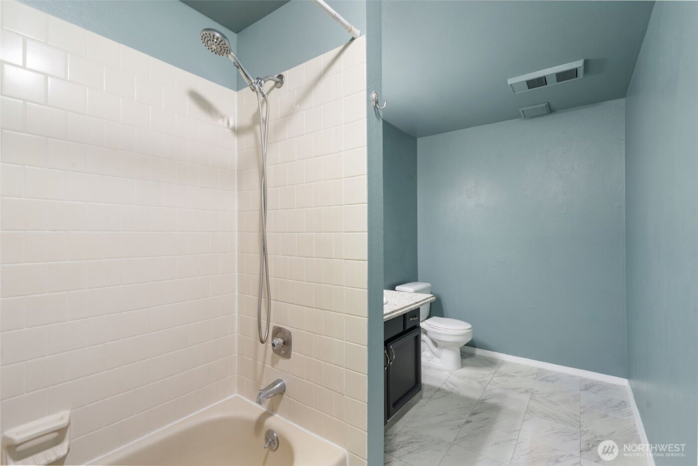 6904 NE 43rd Street #F, Vancouver, WA 98661