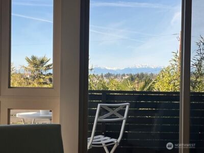 8218 2nd Avenue NE ##B, Seattle, WA 98115 - Photo 37