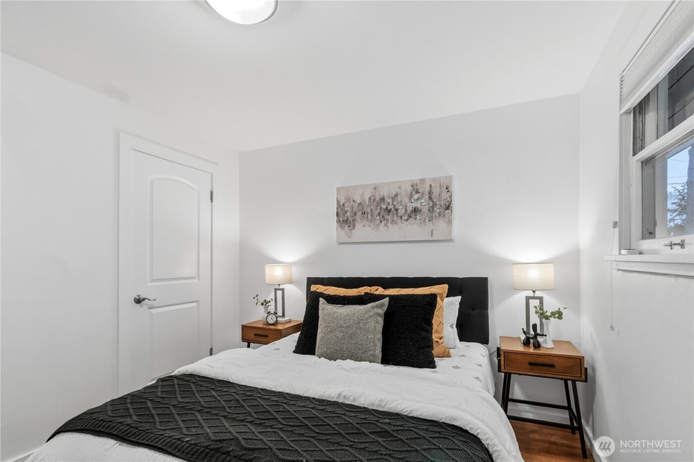 13054 30th Avenue NE, Seattle, WA 98125