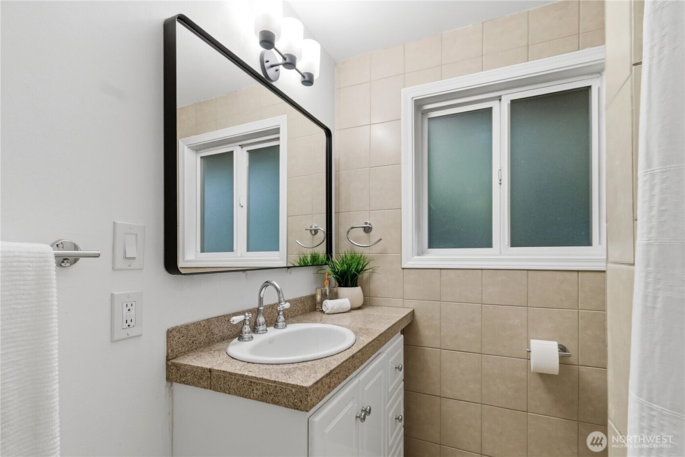 13054 30th Avenue NE, Seattle, WA 98125