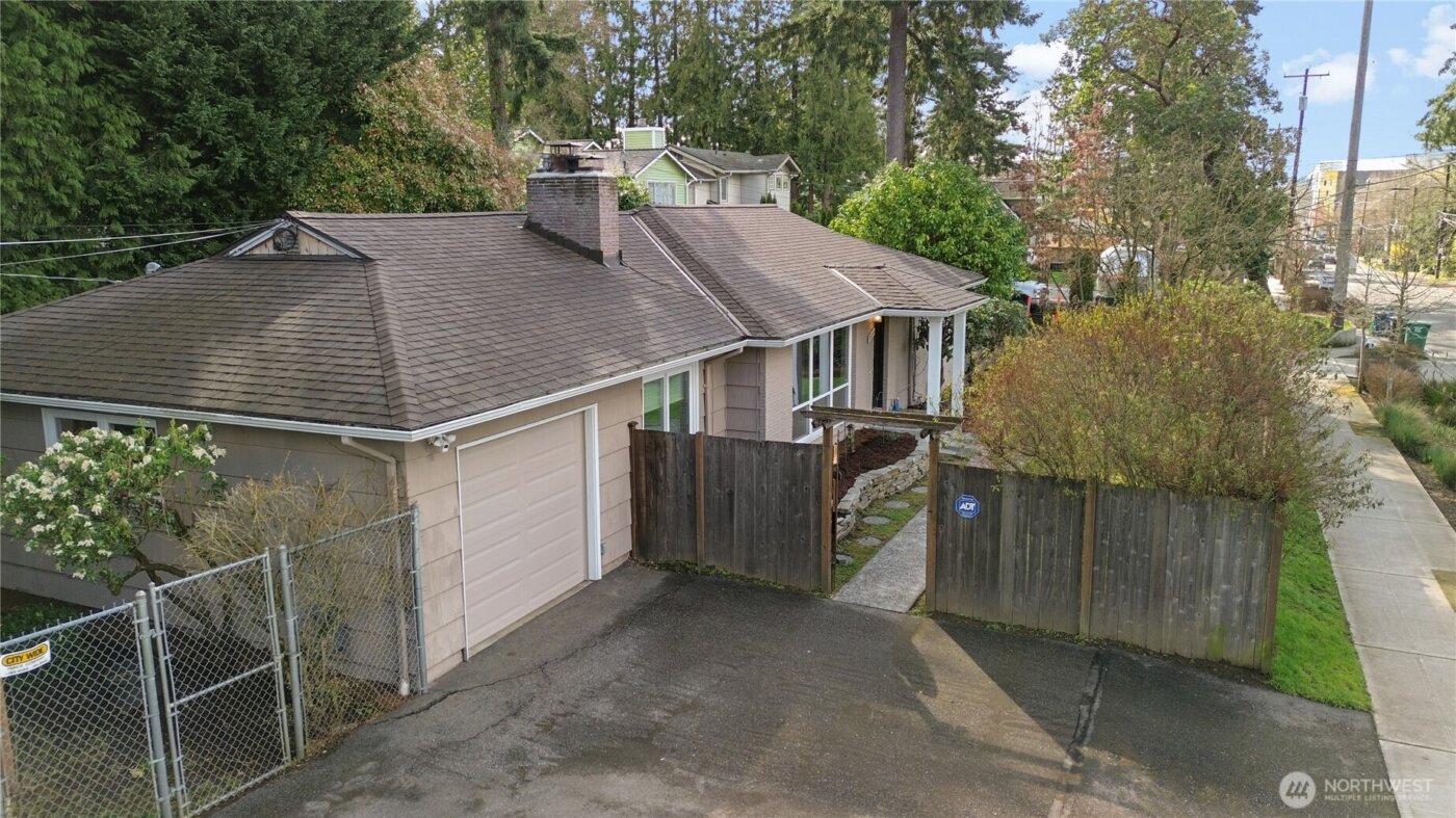 13054 30th Avenue NE, Seattle, WA 98125